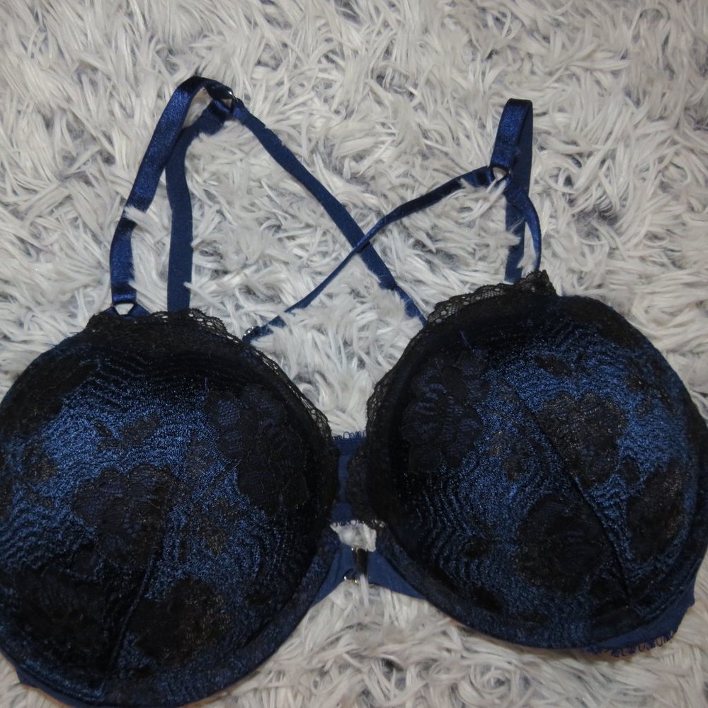 Victorias Secret Bombshell Pushup Bra